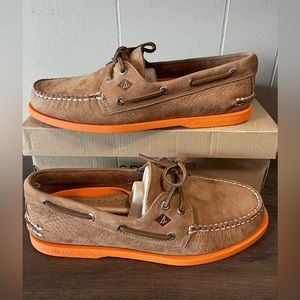 Sperry Boat Shoes (NEW) 10.5